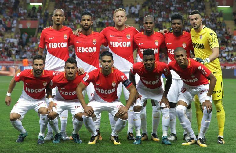 里程碑夜摩纳哥调整名单，荷甲今夜刷纪录，悬念犹存，资深球员宣示担当