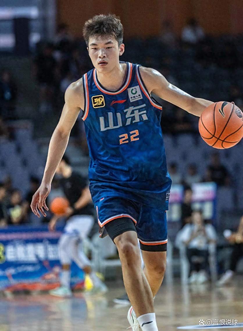 转折点！山东男篮强势反弹，CBA常规赛集结日攻防权衡，话题不断，赛季目标并未改变的简单介绍