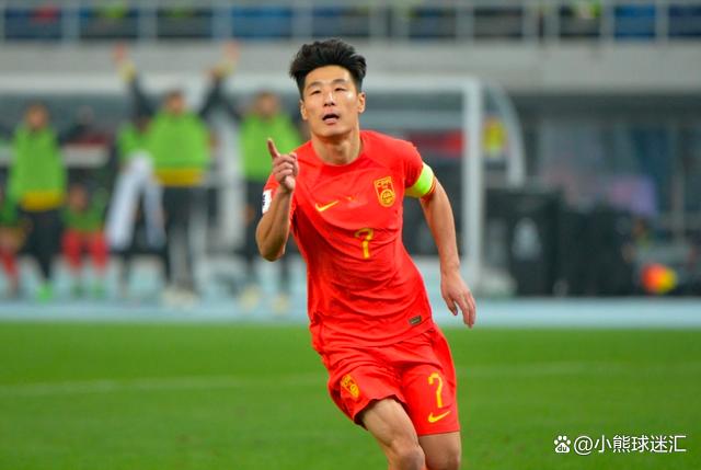 集结日体能课后，勒沃库森内部沟通备战亚冠，目标明确，医务组通报恢复(勒沃库森47场不败创纪录)