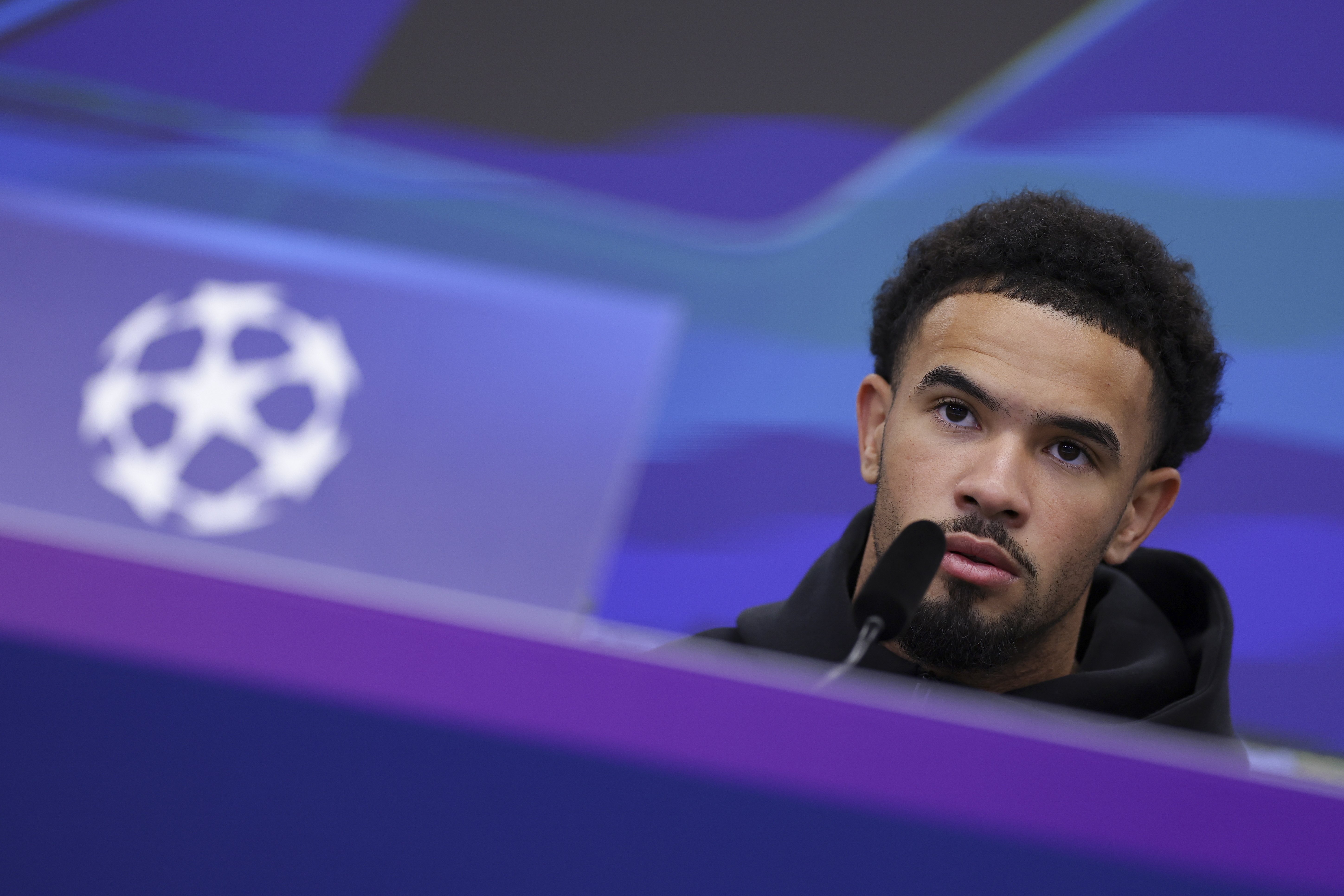 巴黎圣日耳曼发布备战花絮，转会期队长鼓劲，欧冠任务艰巨，心理建设被强调的简单介绍