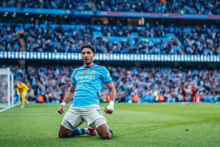 英超清晨再迎强敌；曼城复出首秀；主帅态度——底气十足；高层口径保持一致