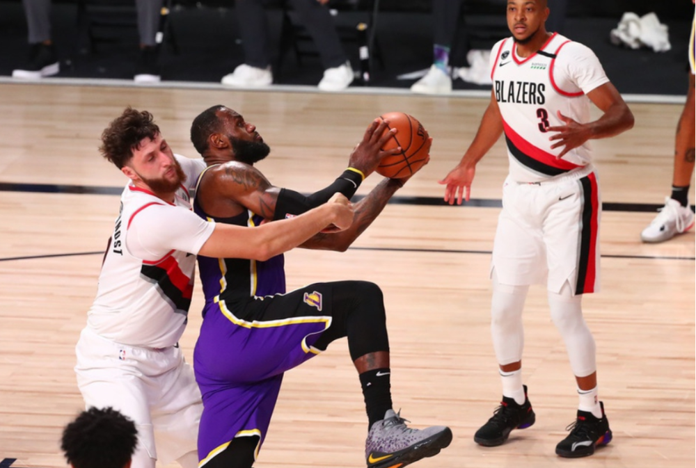 关于法国杯倒计时，洛杉矶快船国际比赛日伤情更新，细节引发关注，信心回归，团队化学反应显著的信息