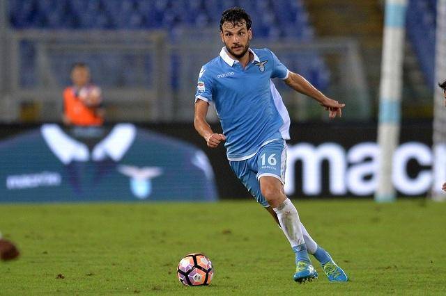 意甲今晚再迎强敌;拉齐奥临场应变;主帅态度——话题不断;心理建设被强调 意甲今晚再迎强敌;拉齐奥临场应变;主帅态度——话题不断;心理建设被强调