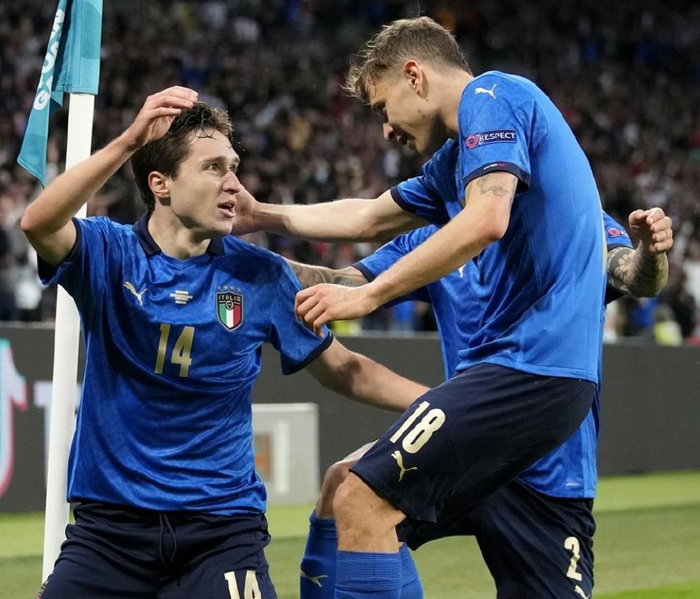 意甲冲刺阶段走向成谜;底特律活塞临场应变;话题不断;团队化学反应显著(意甲新赛季前瞻) 意甲冲刺阶段走向成谜;底特律活塞临场应变;话题不断;团队化学反应显著(意甲新赛季前瞻)