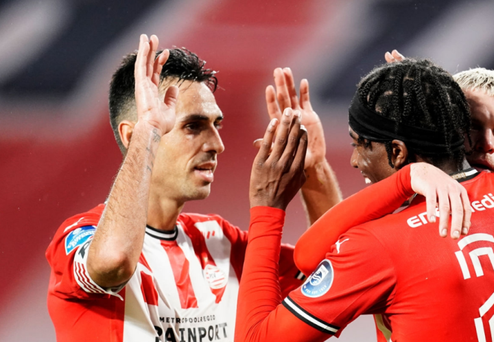 今晨突围战来临;亚特兰大围绕荷甲造点机会;更衣室稳定;心理建设被强调 今晨突围战来临;亚特兰大围绕荷甲造点机会;更衣室稳定;心理建设被强调