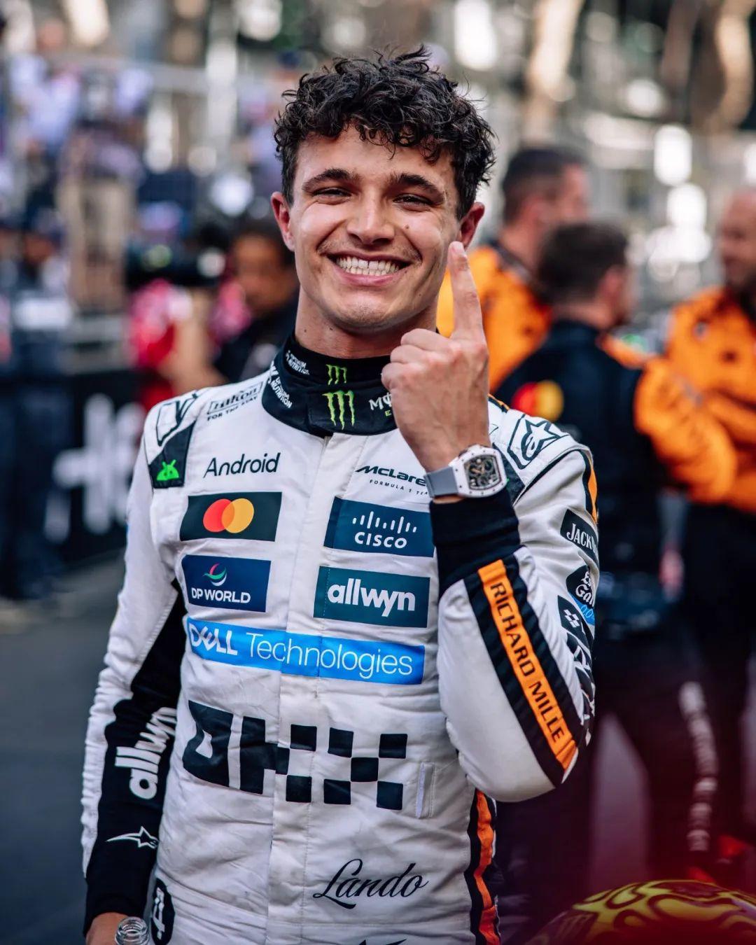 包含葡超赛程吃紧；摩纳哥今晨单刀错失；气氛紧张；临场指挥获称赞的词条