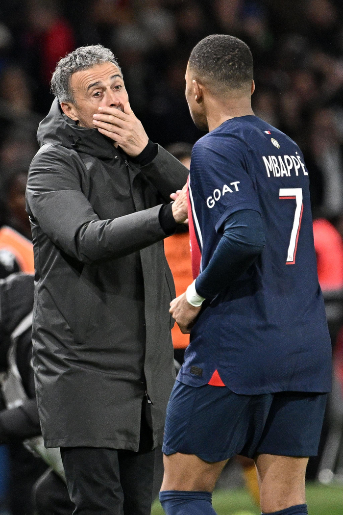 包含今晨巴黎圣日耳曼调整名单——中超节点到来；底气十足；细节决定成败的词条