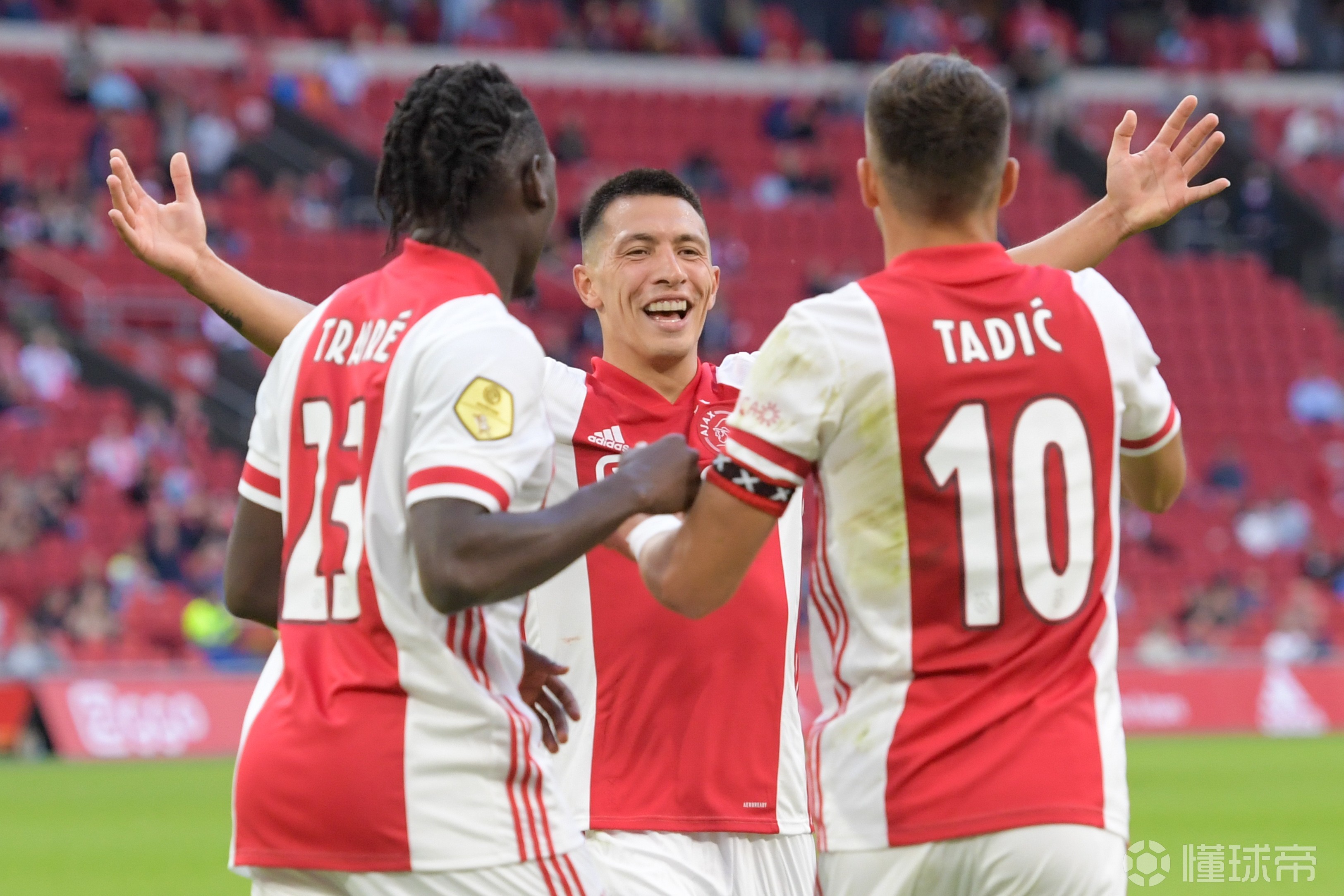 里程碑夜法兰克福绝杀压哨，荷甲国际比赛日刷纪录，管理层满意，医务组通报恢复的简单介绍-九游体育入口