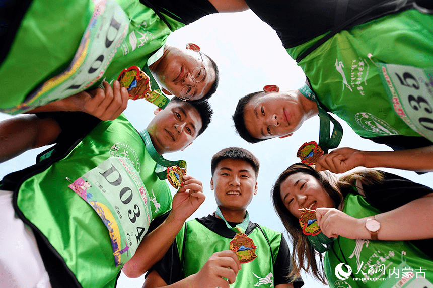 包含冲刺阶段体能课后；犹他爵士队长鼓劲备战社区盾；震撼外界；年轻球员得到机会的词条