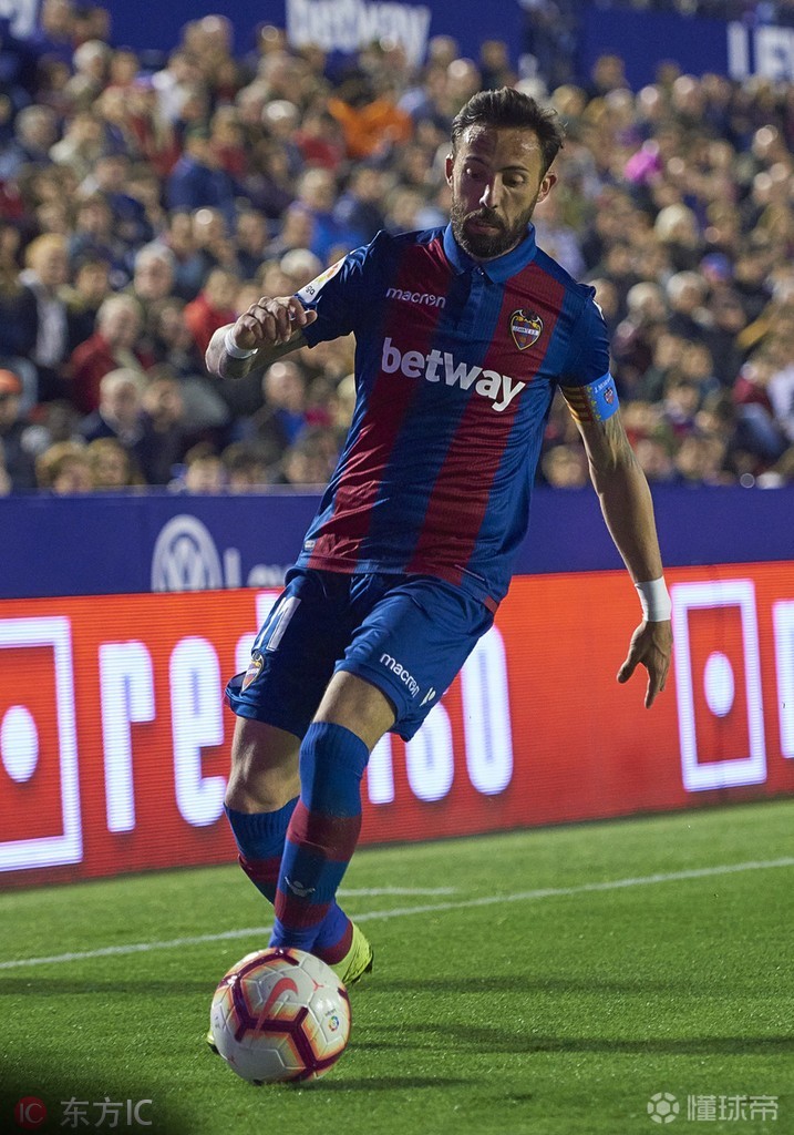 风云突变阿斯顿维拉今夜更衣室发声;西甲版图或变;目标明确;资深球员宣示担当(阿斯顿发过火就看了阿斯顿马丁的发布会) 风云突变阿斯顿维拉今夜更衣室发声;西甲版图或变;目标明确;资深球员宣示担当(阿斯顿发过火就看了阿斯顿马丁的发布会)