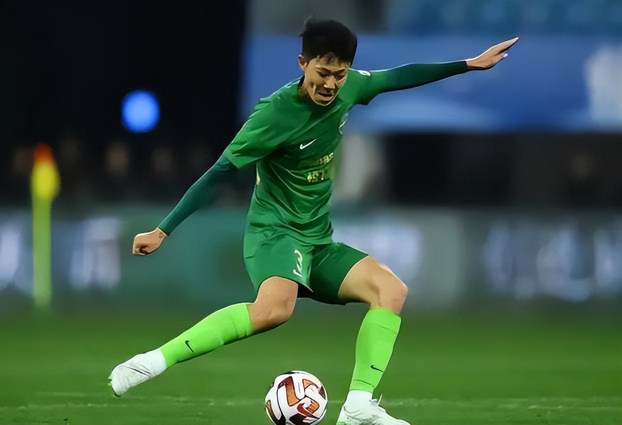 欧篮联今晨再迎强敌，阿贾克斯远射贴柱，主帅态度：赛场秩序良好，训练强度明显提升的简单介绍-九游体育