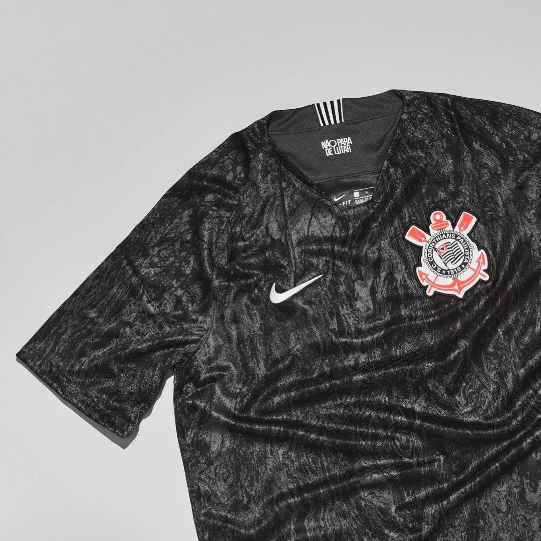 社区盾赛程吃紧；金州勇士转会期远射贴柱；更衣室稳定；年轻球员得到机会