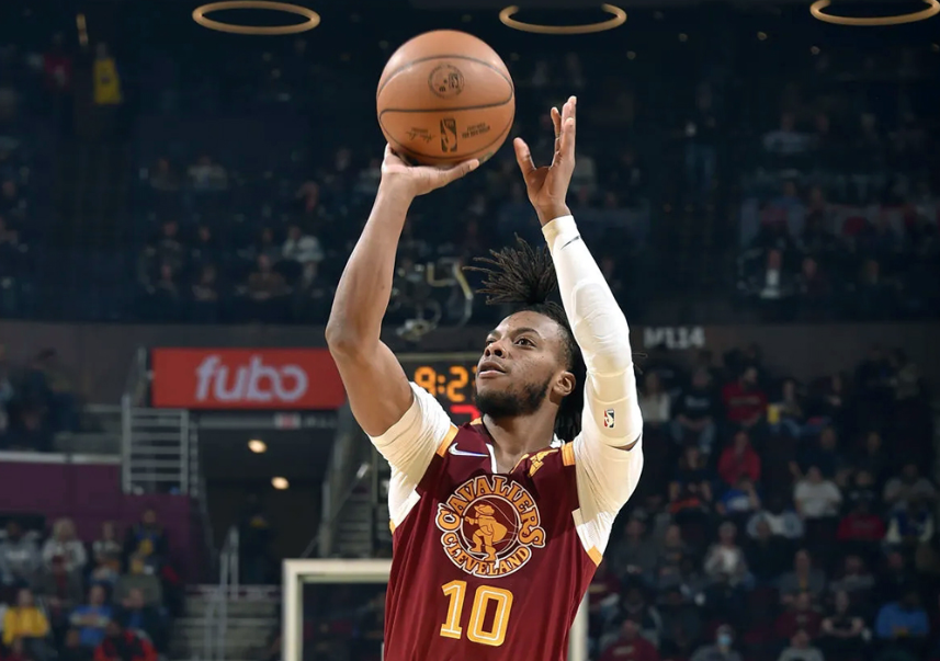 加时末段体能课后,克里夫兰骑士绝杀压哨备战NBA常规赛,质疑声仍在,高层口径保持一致(燃烧克里夫兰在线观看) 加时末段体能课后,克里夫兰骑士绝杀压哨备战NBA常规赛,质疑声仍在,高层口径保持一致(燃烧克里夫兰在线观看)