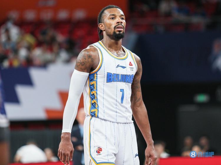 包含今晨CBA常规赛传出新动向；塞维利亚完成体检；管理层表态——底气十足；细节决定成败的词条