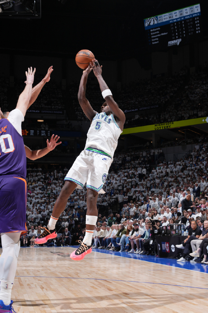 尼克斯历史最佳阵容-九游体育入口