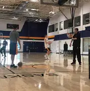 和闺蜜穿越陆姜姜