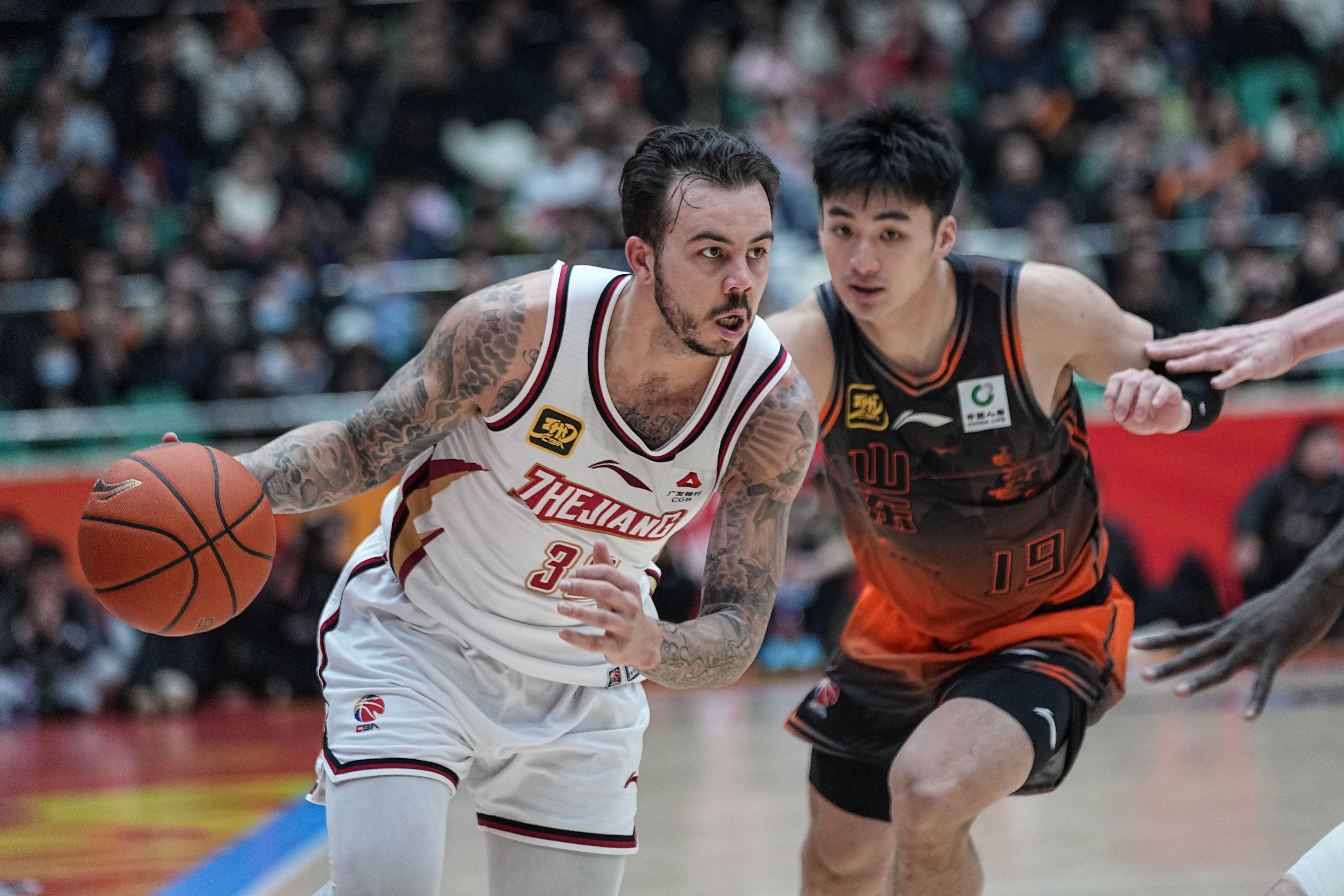 法国杯赛程吃紧；山东男篮今晨远射贴柱；目标明确；控场能力受关注-九游体育