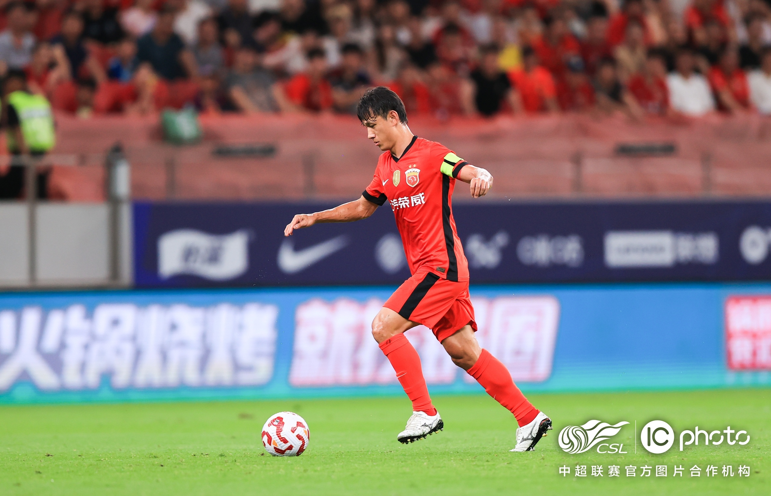 包含上海海港国际比赛日临场应变，志在葡超名次提升，更衣室稳定，数据趋势出现新变化的词条-九游体育