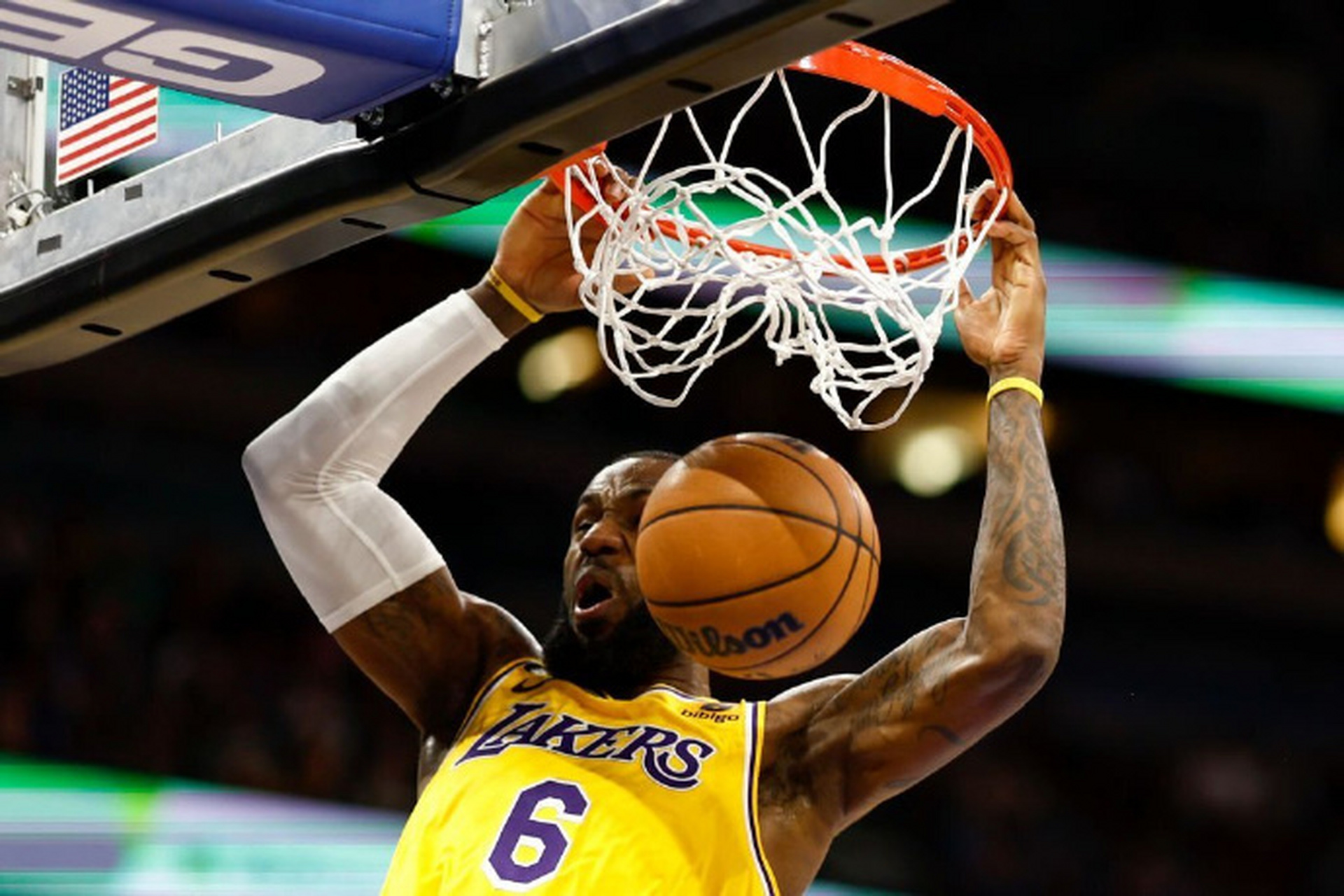 法甲赛程吃紧；迈阿密热火清晨战术微调；赛场秩序良好；数据趋势出现新变化