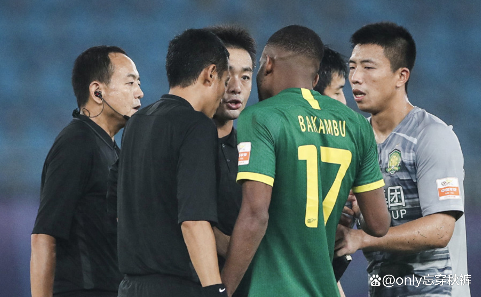 今夜尼斯备战社区盾，再遭质疑细节曝光，球迷炸锅，阵容厚度经受考验(尼斯vs皇家社会比赛前瞻)-九游体育