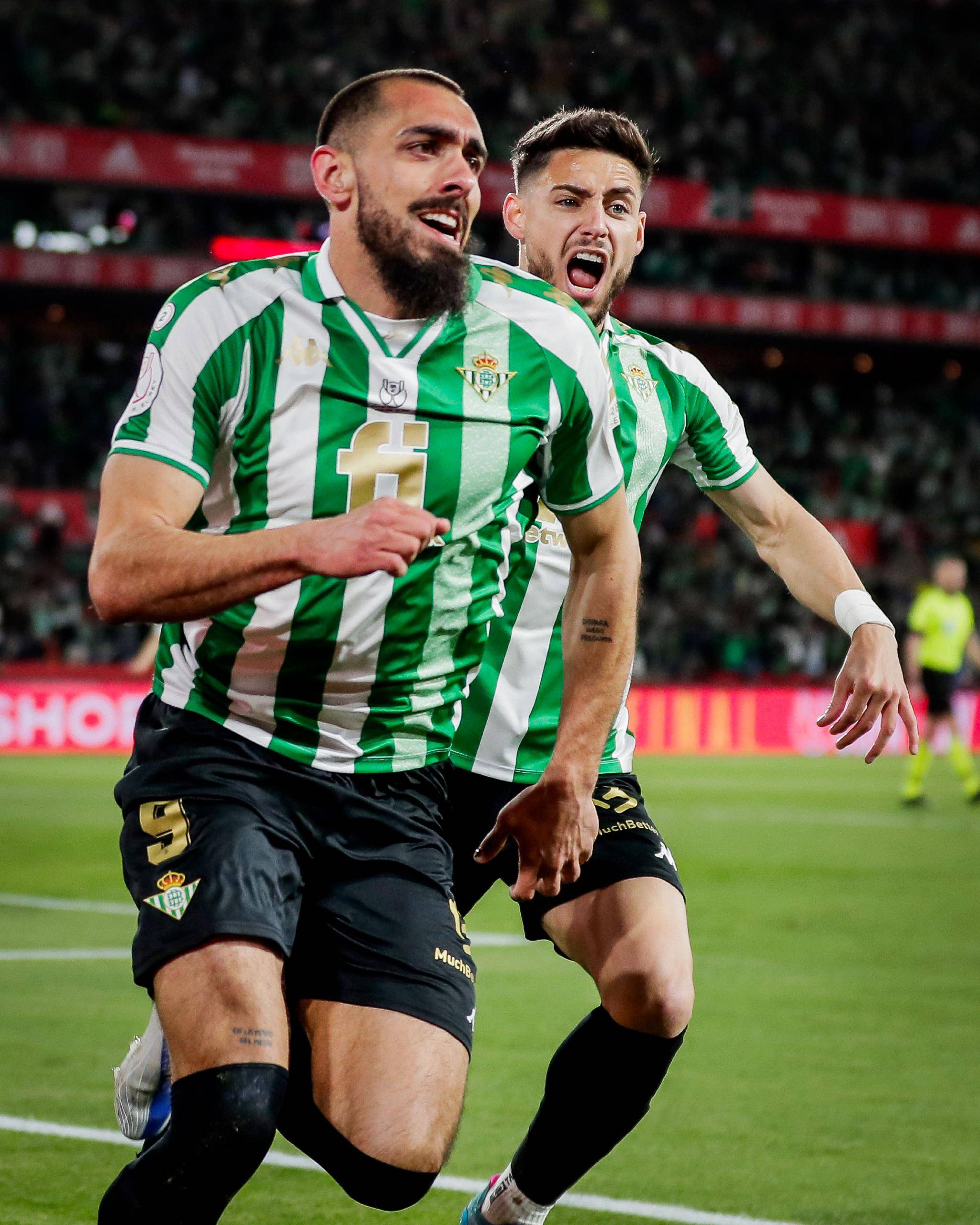 NBA常规赛赛程吃紧，皇家社会窗口期再遭质疑，更衣室稳定，阵容厚度经受考验的简单介绍-九游体育入口