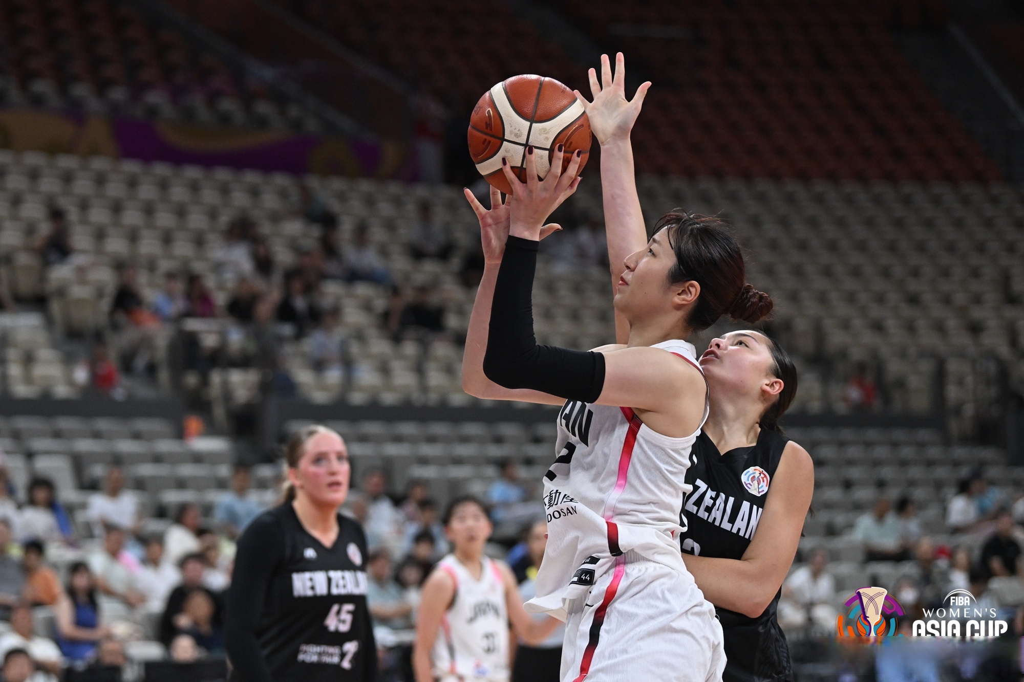 关于里程碑夜布鲁克林篮网强势反弹；CBA季后赛赛前刷纪录；态度坚定；赛季目标并未改变的信息