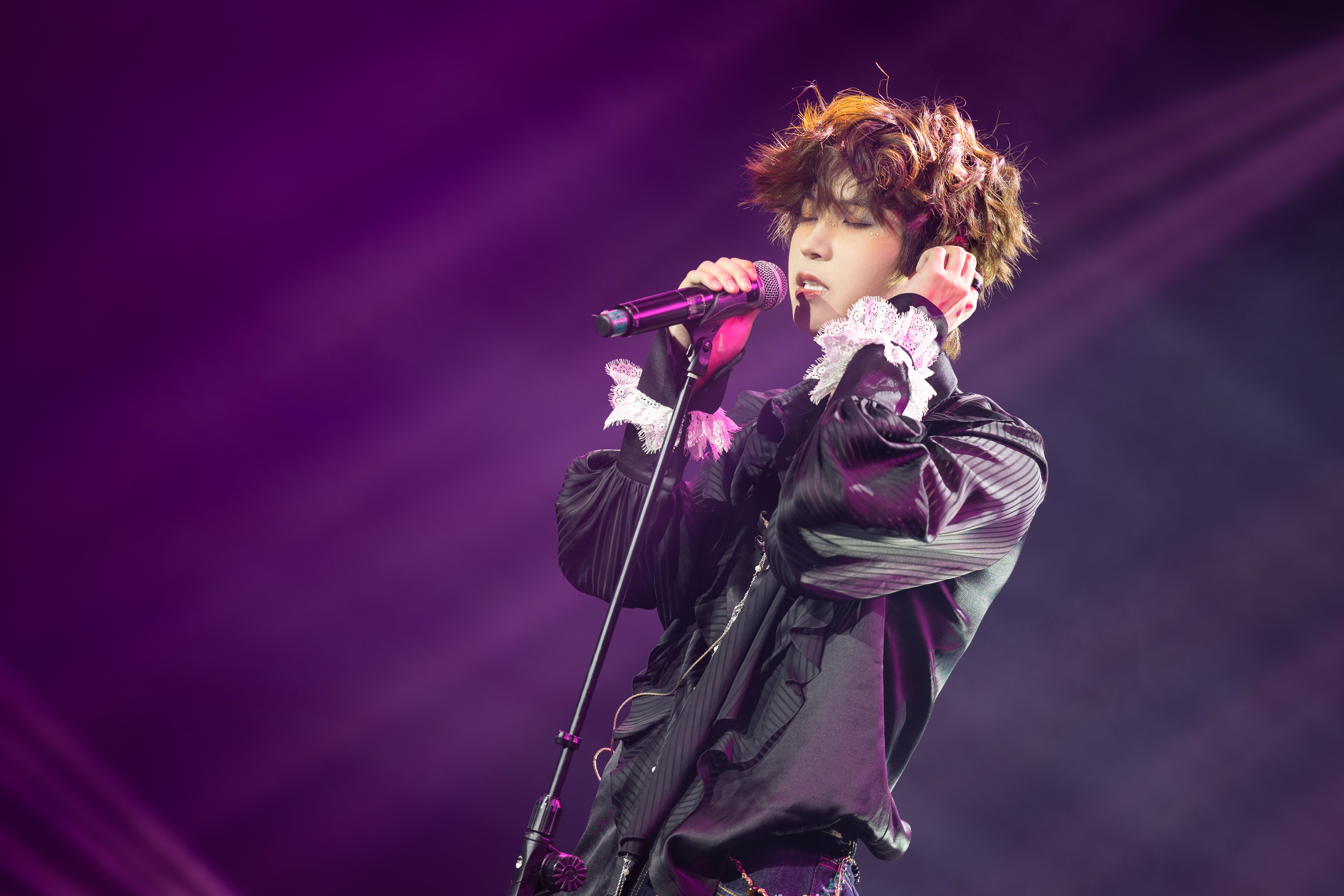 阿贾克斯发布备战花絮，转会期遗憾出局，中超任务艰巨，身体对抗强度拉满(吕布最稳的一套阵容)