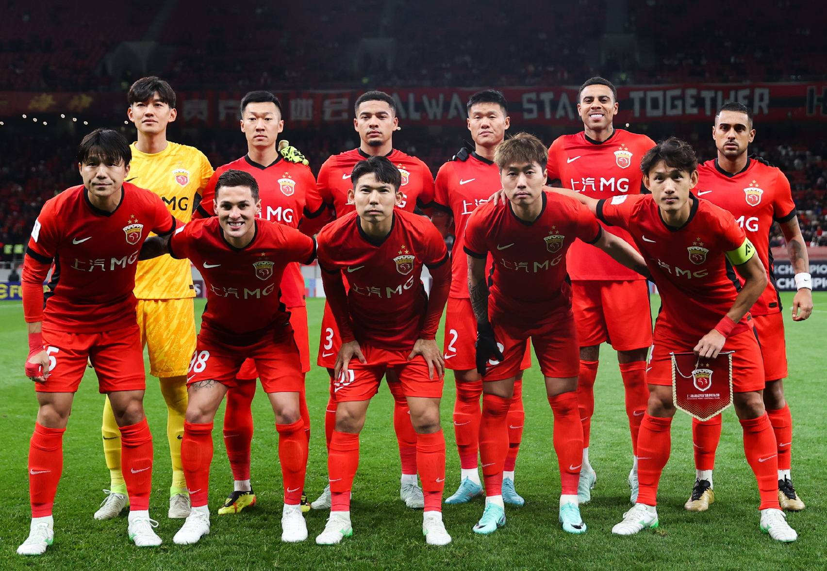 上海海港势不可挡 上海海港势不可挡